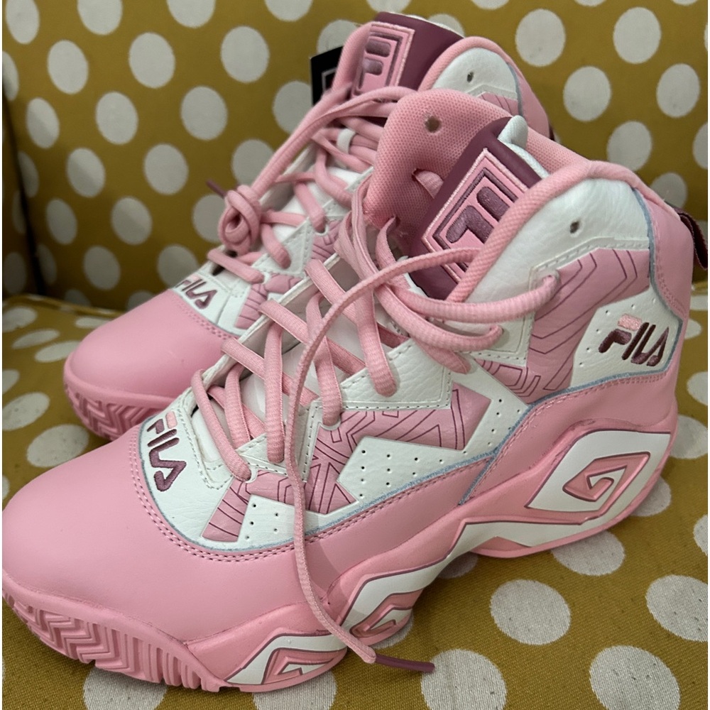 Fila Tennis Shoes, Size 9